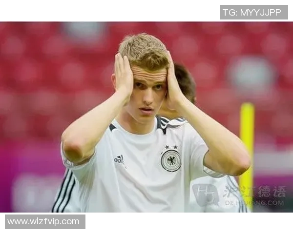 德国队足球明星帅哥的魅力与风采揭示了足球场上的青春与激情